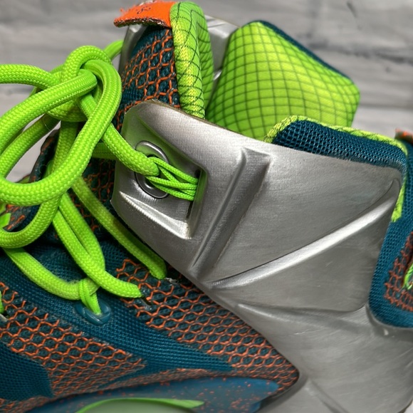 LeBron 12 GS Trillion Dollar Man10.5 - Picture 16 of 16